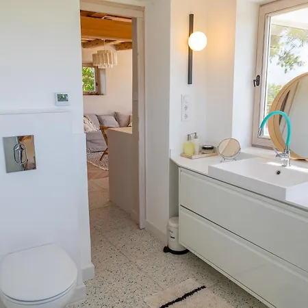 Ermenes 2 - The Vineyard Retreat With Panoramic Views On Balaton Дом отдыха *