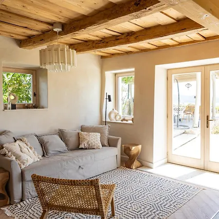 Ermenes 2 - The Vineyard Retreat With Panoramic Views On Balaton Holiday home Orvenyes