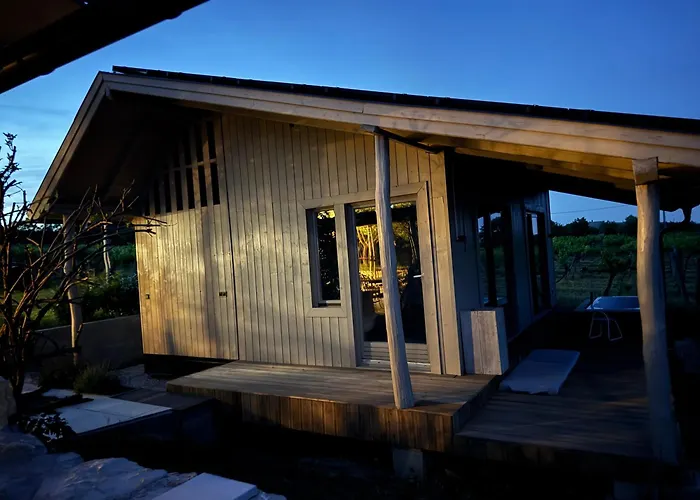 Ermenes 2 - The Vineyard Retreat With Panoramic Views On Balaton בית נופש