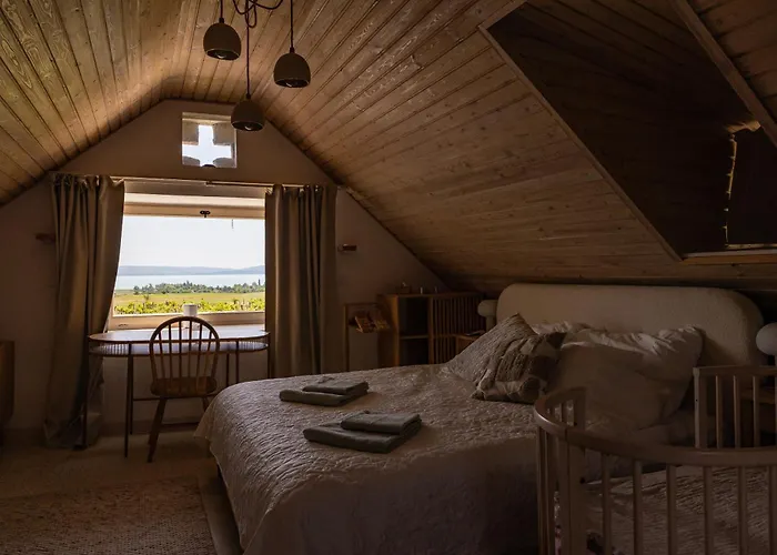 בית נופש Ermenes 2 - The Vineyard Retreat With Panoramic Views On Balaton *